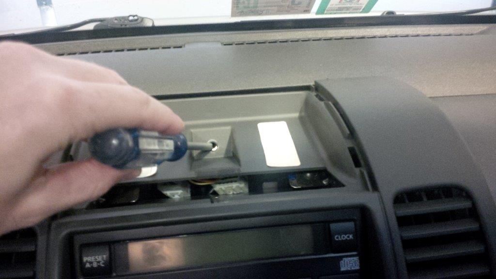 Howto Seat Heaters with Nissan Switches Second Generation Nissan